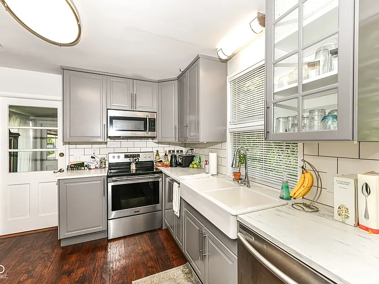 1220 Oak Ridge Dr — Photo 11