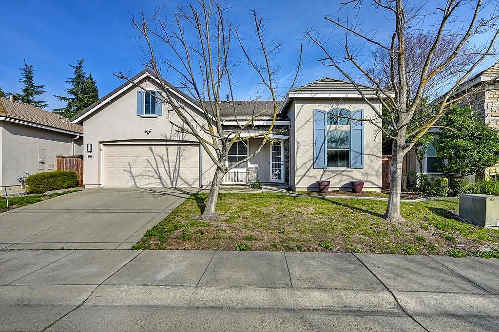 5740 Spenlow Way photo 1