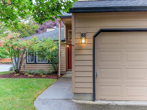 3rd image of 2209 SE 179th Ave