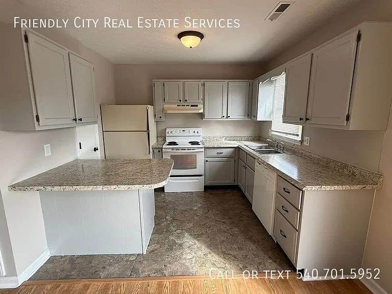 811 Vine St — Photo 3
