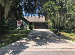 2042 Cashen Wood Dr, Fernandina Beach, FL 32034