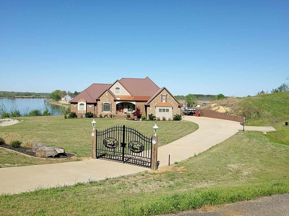 7095 Clifton Rd, Savannah, TN 38372 MLS 10177493 Zillow