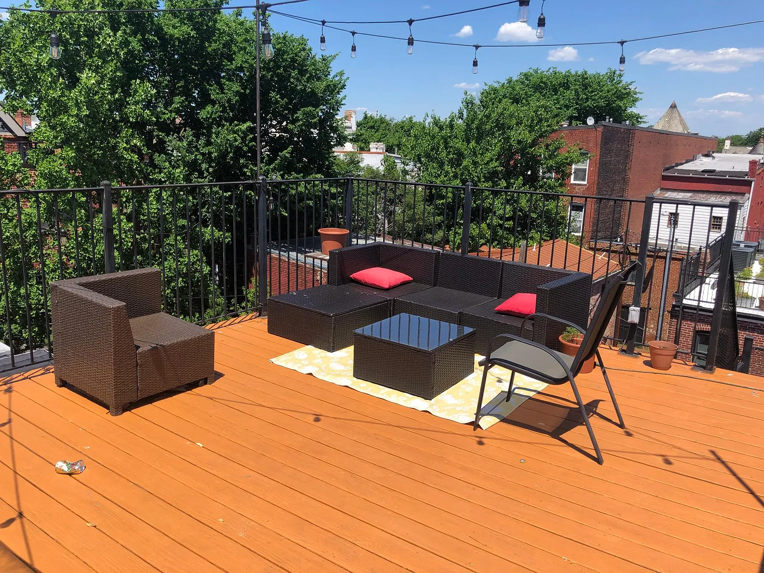 1 bed, 700 sqft, $2,050 — Photo 1