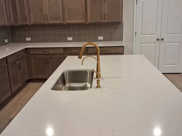 141 Knockout Rose Dr, San Marcos, TX 78666