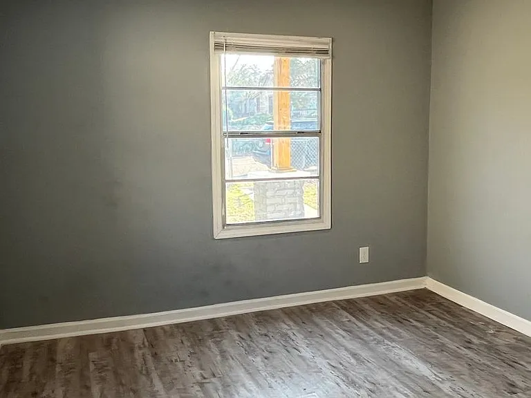 2635 Royal St — Photo 28