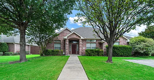 7004 Childrens Way Photo 1