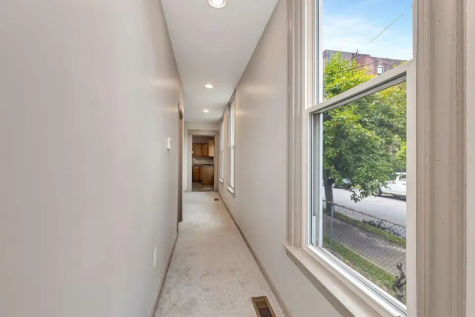3 bed, 1248 sqft, $1,500 — Photo 3
