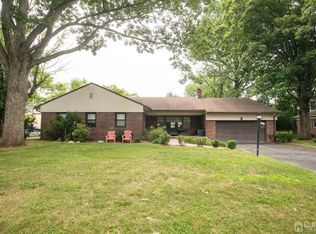 345 N 5th Ave, Edison, NJ 08817