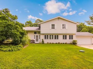 14365 Caves Rd, Novelty, OH 44072