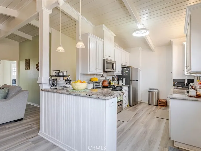 1432 W Avenue H15 — Photo 9