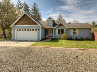 378 7th Ave, Hammond, OR 97121
