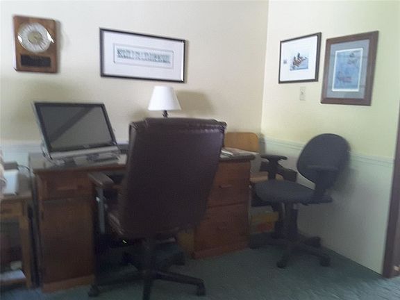 5th image of 813 Lehigh Ave