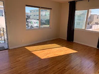 2 bed, 800 sqft, $2,450 — Photo 3