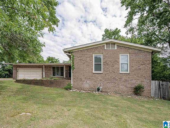 2nd image of 2276 Larkspur Dr