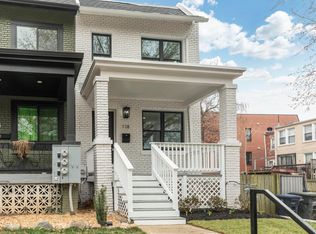 118 17th St SE, Washington, DC 20003