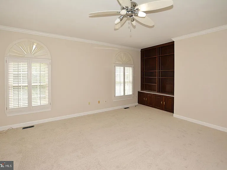 10190 Akhtamar Dr — Photo 31
