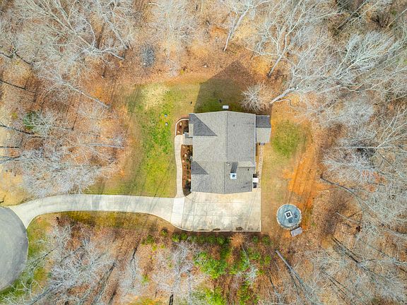 2nd image of 2118 Peninsula Ln