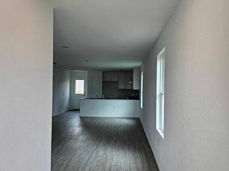 10018 Ana Hts — Photo 9