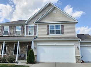 2096 Creek Bank Dr, Columbus, IN 47201