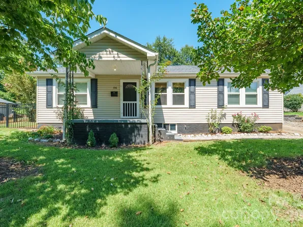 106 Cascade St, Morganton, NC 28655