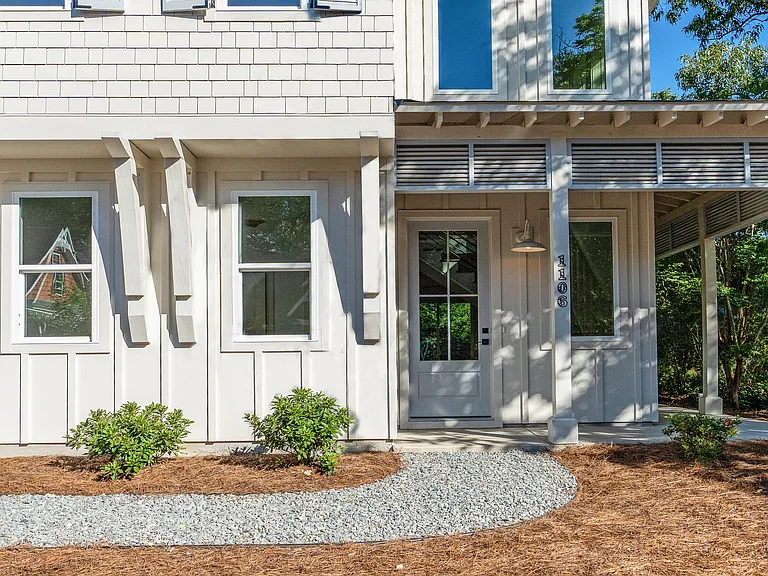 1106 Tree Canopy Way — Photo 2