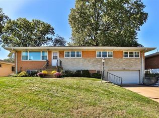 8937 Rusdon Ln, Saint Louis, MO 63126