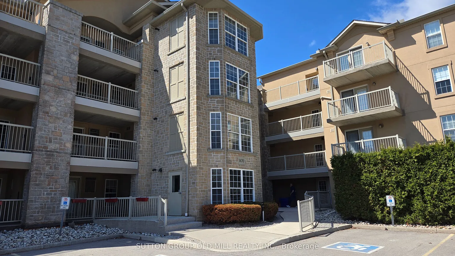 1470 Bishops Gate #208 photo 1