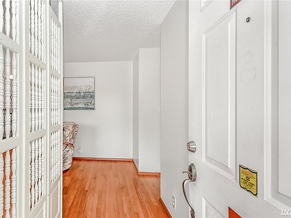 3rd image of 24511 35th Pl S