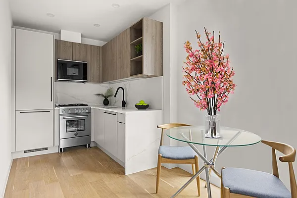 Sold by Corcoran | media 14