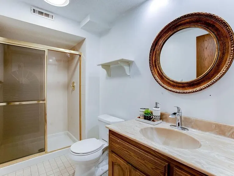 5410 Hyland Greens Dr — Photo 10