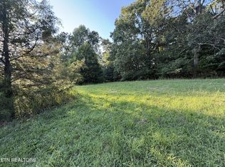 1305 Sweetwater Rd, Philadelphia, TN 37846