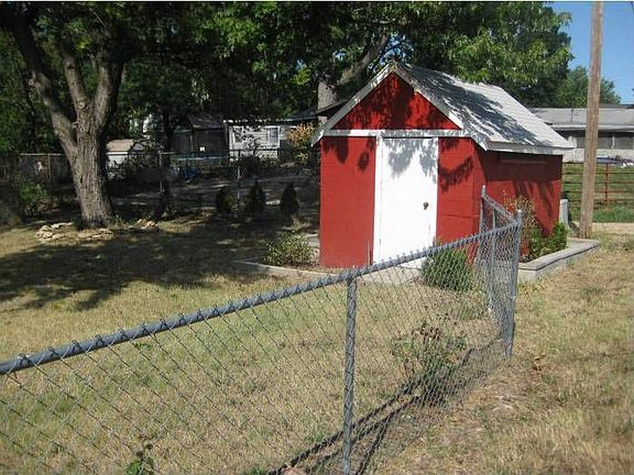 Shed
