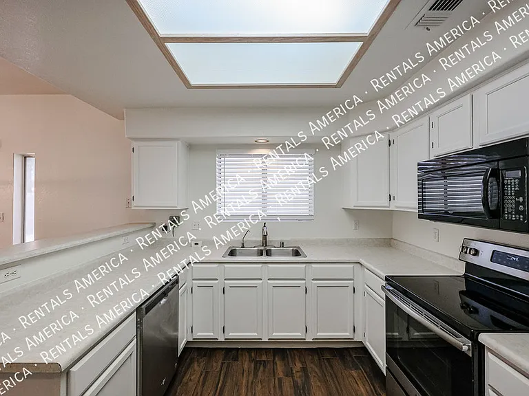 8849 S 51st St #1 — Photo 12