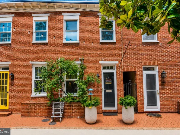 1247 Knox Ct, Baltimore, MD 21230
