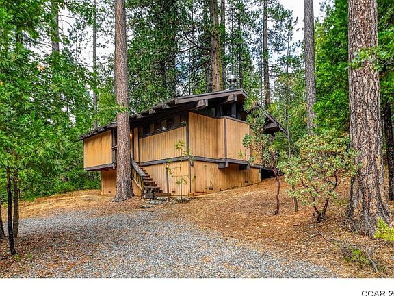 2nd image of 2870 Black Oak Ct