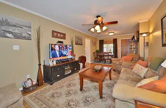 4th image of 1522 Carlisle Ct