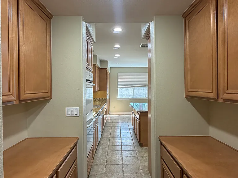 1727 Partridge Ave — Photo 5