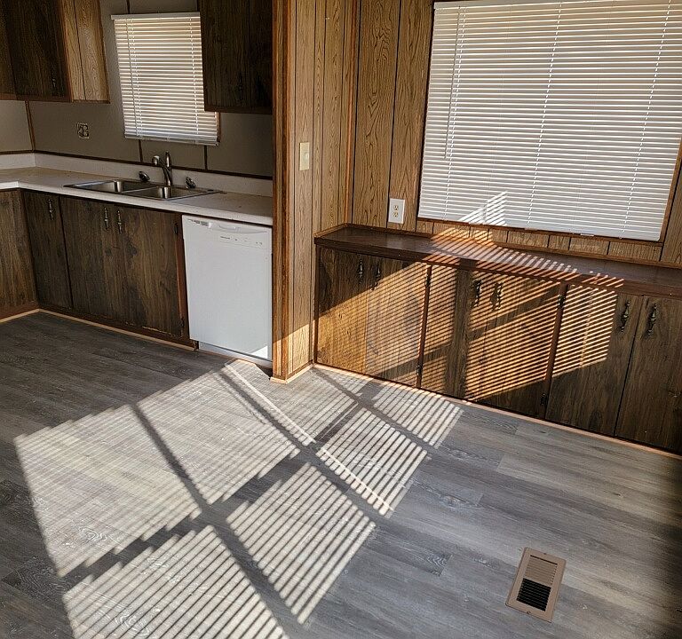 1st image of 2433 Central Ave #17
