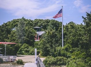 101 Associates Rd, Falmouth, MA 02540