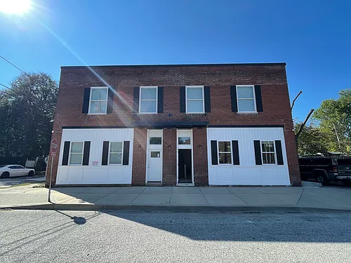 401 Walnut St #6 Photo 1