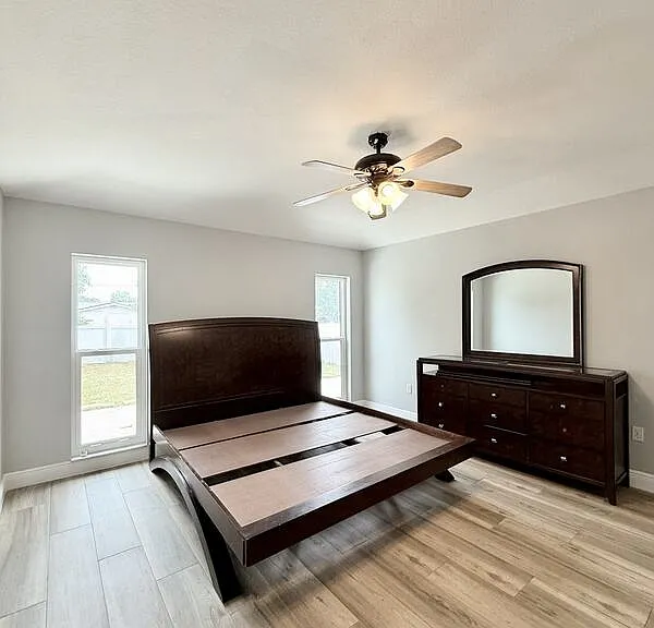 22148 Lockport Ave — Photo 32