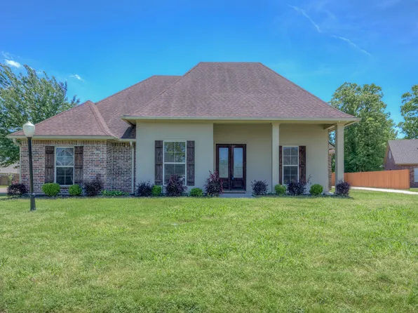 9973 Burgundy Oaks Dr, Shreveport, LA 71118