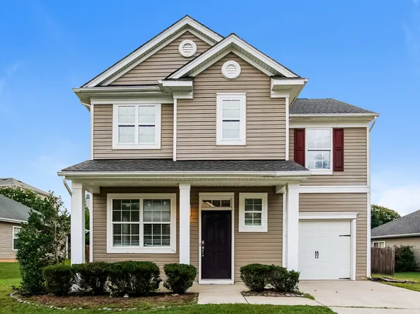 618 Averasboro Dr, Clayton, NC 27520
