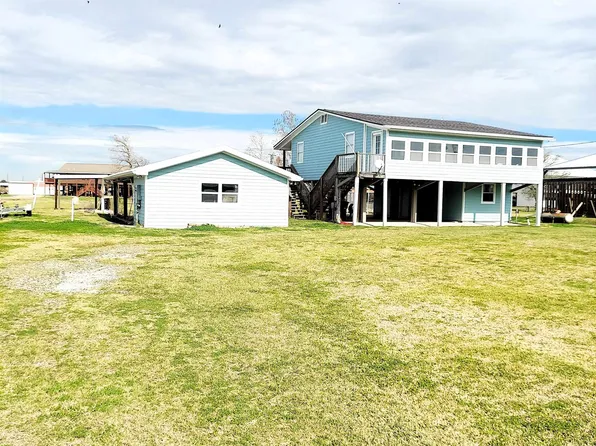271 Lake Breeze Rd, Hackberry, LA 70645