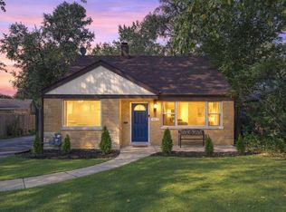10912 S Komensky Ave, Oak Lawn, IL 60453