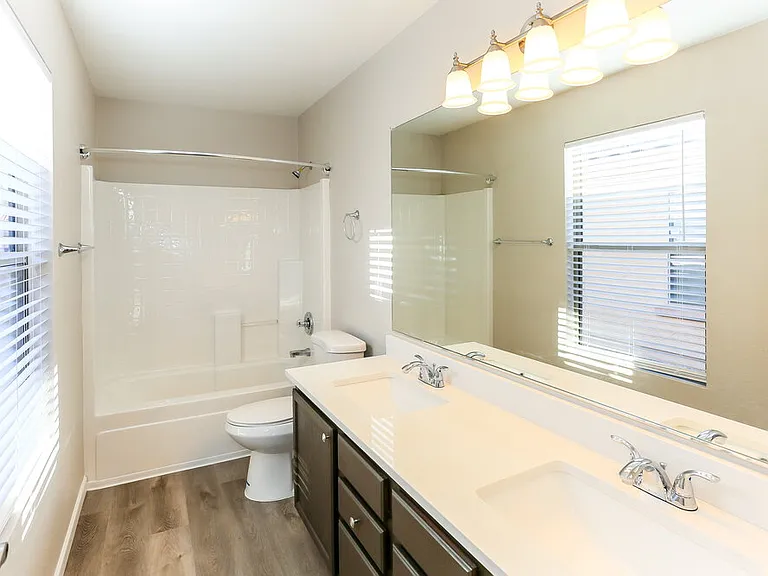 2519 W Romley Rd — Photo 11