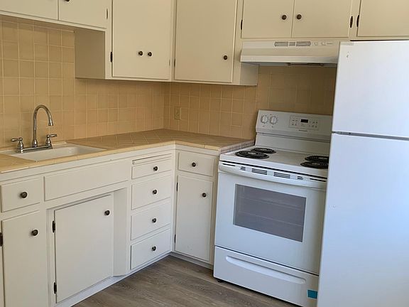 4th image of 2095 Lincoln Ave APT 23