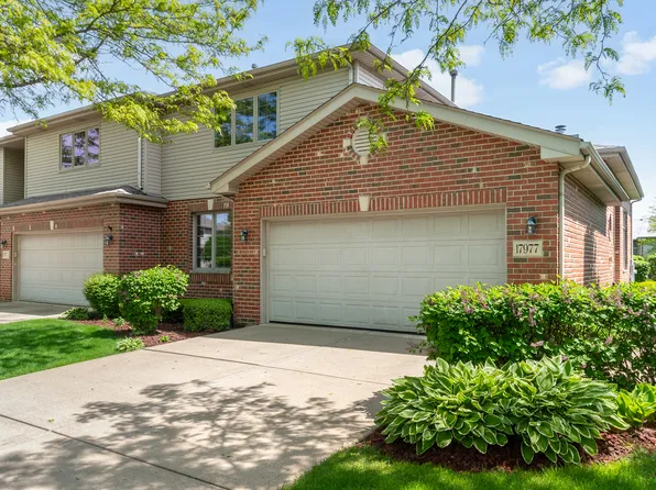 17977 Lochwood Pl, Tinley Park, IL 60487