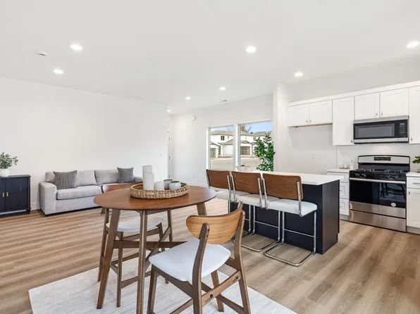 1074 S Underwood Pl, Kennewick, WA 99337