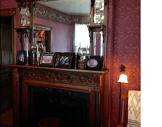 5th image of 238 Tremont St